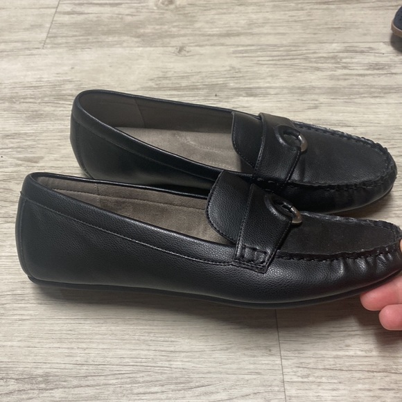Aerosoles loafers size 9..5 - Picture 3 of 5